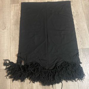 Vintage Saks Fifth Avenue black wool shawl wrap scarf with fringe 26" x 73"